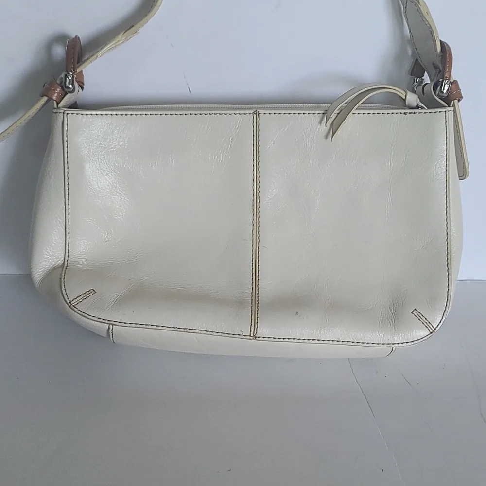 Cowhide leather Etienne Aigner cream & brown baguette purse 10x6x3. 90's
